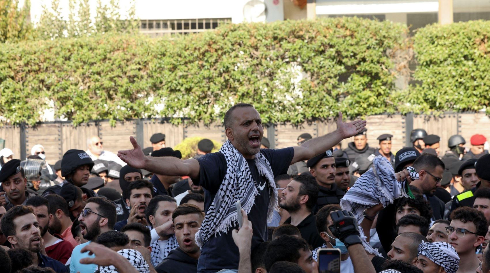 معترضان جوان اردنی می‌گویند: