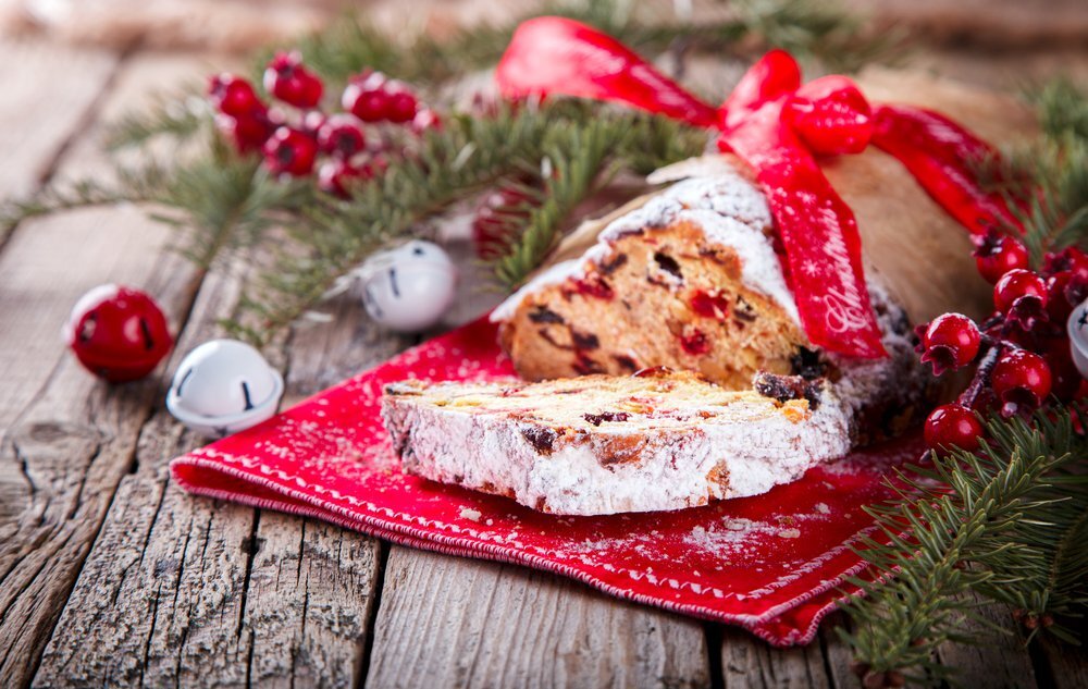 عکس درخت کریسمس و بابانوئل