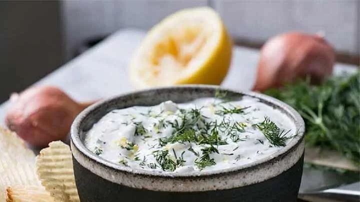 ماست را با چه غذا‌هایی نباید خورد؟