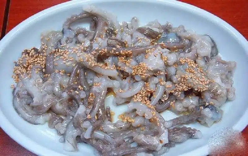 هفت غذای خطرناک در جهان؛ از جمله غذا‌های اصلی روزمره که شما را شوکه می‌کند