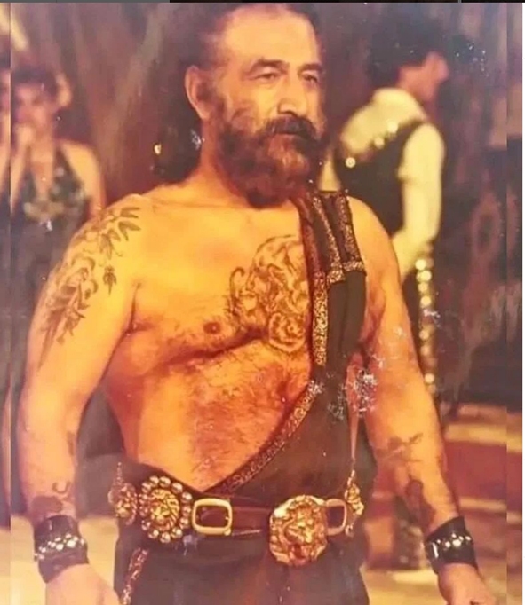 مشاهیر تاریخ معاصر ایران در یک قاب