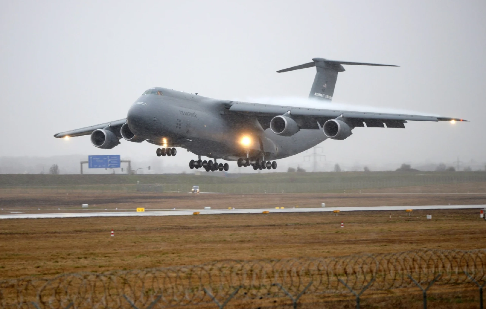 ۵ نکته جالب در مورد هواپیمای ترابری C-۵M Super Galaxy ساخت لاکهید