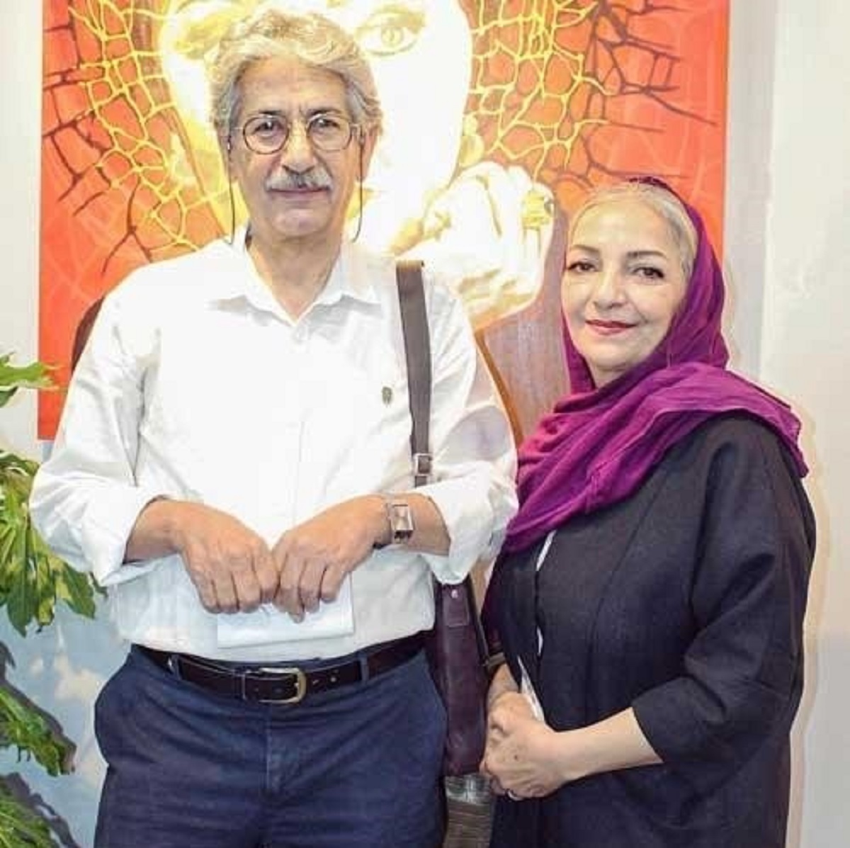 (تصاویر) تغییر چهره آقای حکایتی در ۷۳ سالگی کنار همسرش؛ بیوگرافی بهرام شاه محمدلو