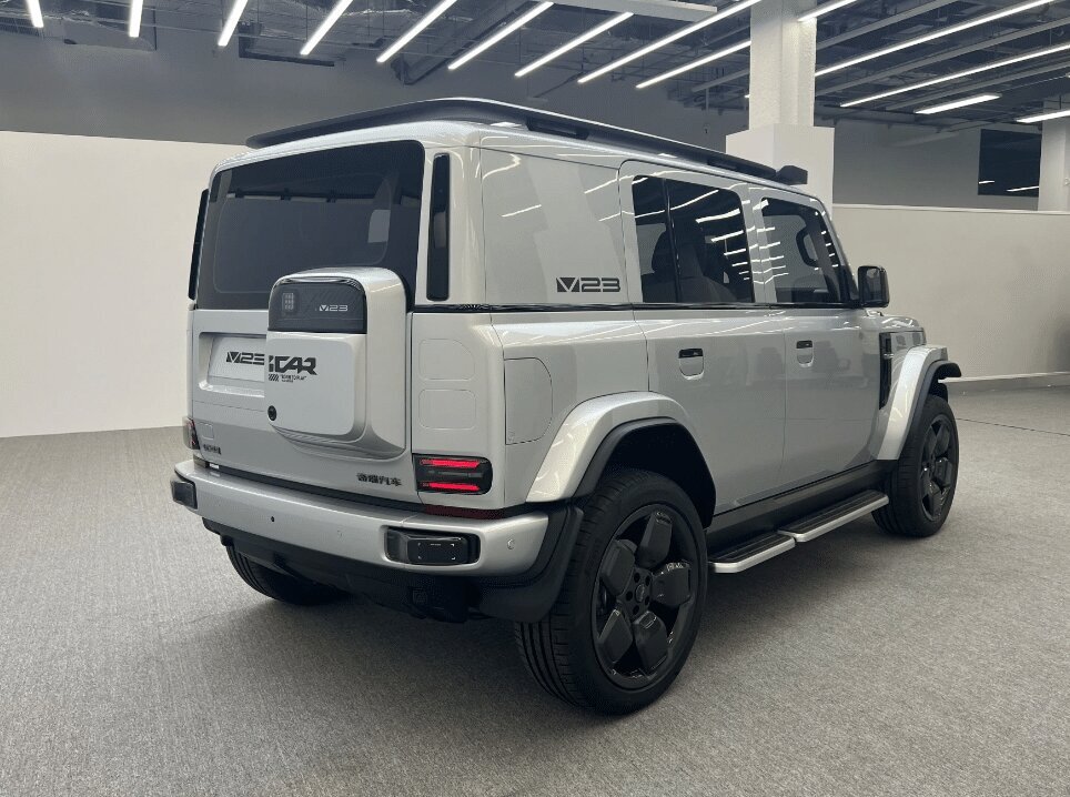 کپی هوشمندانه و همزمان چینی‌ها از تویوتا و مرسدس بنز!