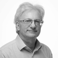 جرا رسانه های غربی تنها از کشته شدن اعضای اشپزخانه مرکزی جهانی متاثر شدند؟/ خوانده شد