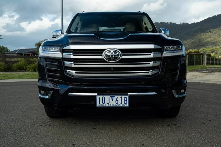 (تصاویر) ایرادهای عجیب تویوتا لندکروز مدل ۲۰۲۴