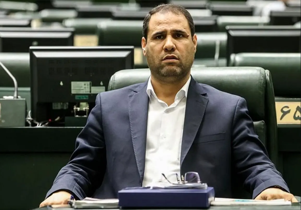 از کلاس‌هایی که معلم نداشت تا رتبه بندی‌هایی که شاکی داشت