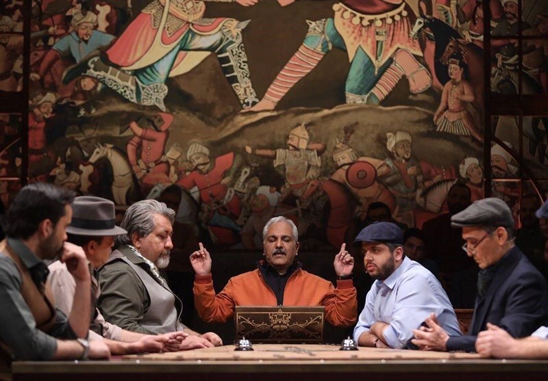 عکس‌های متفاوت مهران مدیری در حال گل یا پوچ!