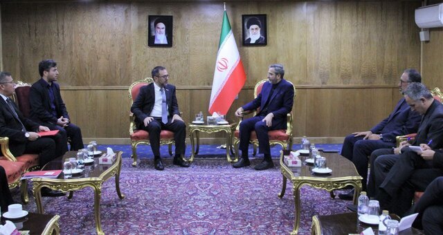 پیام مادورو به ایران