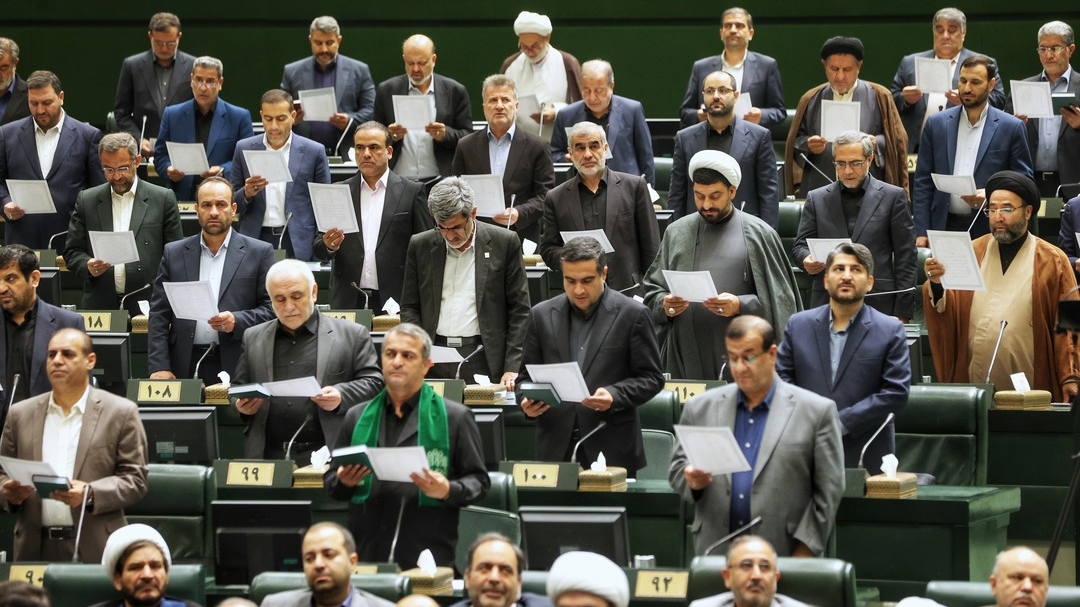 متن و حاشیه آغاز مجلس دوازدهم متن و حاشیه آغاز مجلس دوازدهم