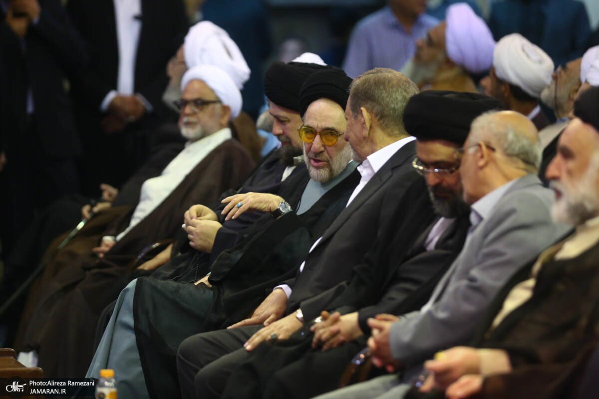 (عکس) حضور چهره‌های سرشناس سیاسی در مراسم سالگرد مرحوم دعایی