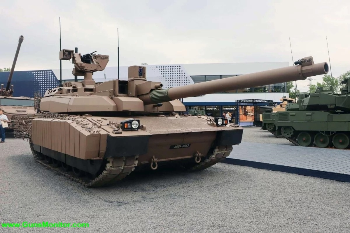 (ویدئو) فرانسه تانک‌های لکلر ۳۰ ساله خود را وارد برنامه بروزرسانی کرده است