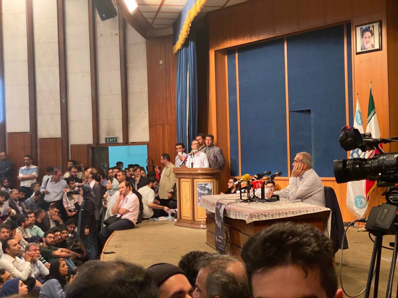 پزشکیان: من در جریان مهسا امینی تنها کسی بودم که صحبت کردم