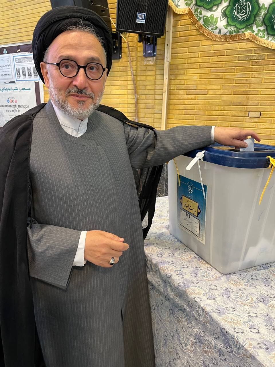 حاشیه و متن انتخابات ریاست جمهوری چهاردهم ۸ تیر حاشیه و متن انتخابات ریاست جمهوری چهاردهم ۸ تیر