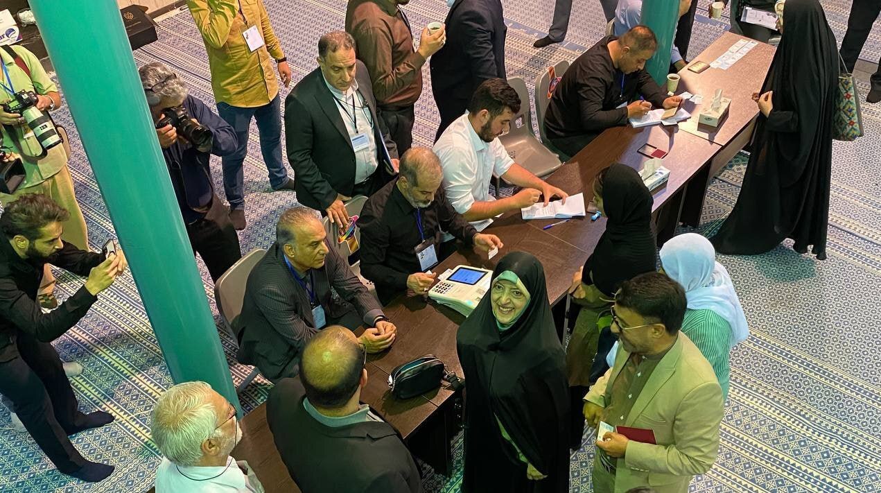 حاشیه و متن انتخابات ریاست جمهوری چهاردهم ۸ تیر حاشیه و متن انتخابات ریاست جمهوری چهاردهم ۸ تیر