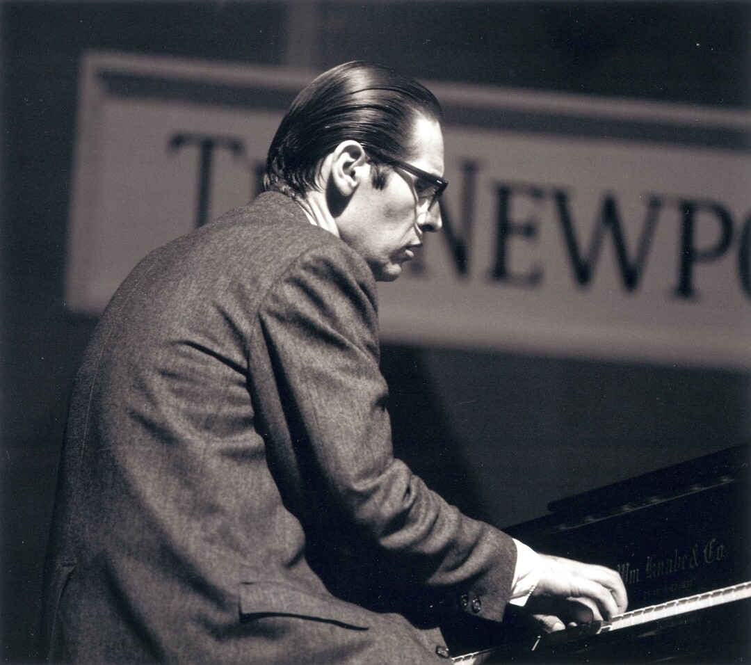 بهترین پیانیست‌های تاریخ؛ با ۲۸ نوازنده پیانو برتر از کلاسیک تا مدرن آشنا شوید در حال تکمیل