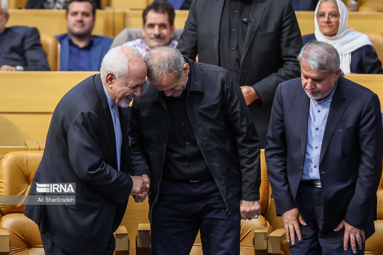 شکست پروژۀ جداسازی پزشکیان از ظریف؛ ۲۰ دلیل خشم اقتدارگرایان از شورای راهبری