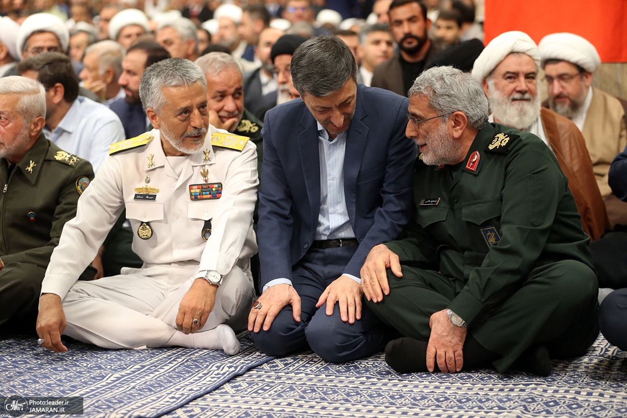 متن و حاشیه مراسم تنفیذ نهمین رئیس‌جمهور