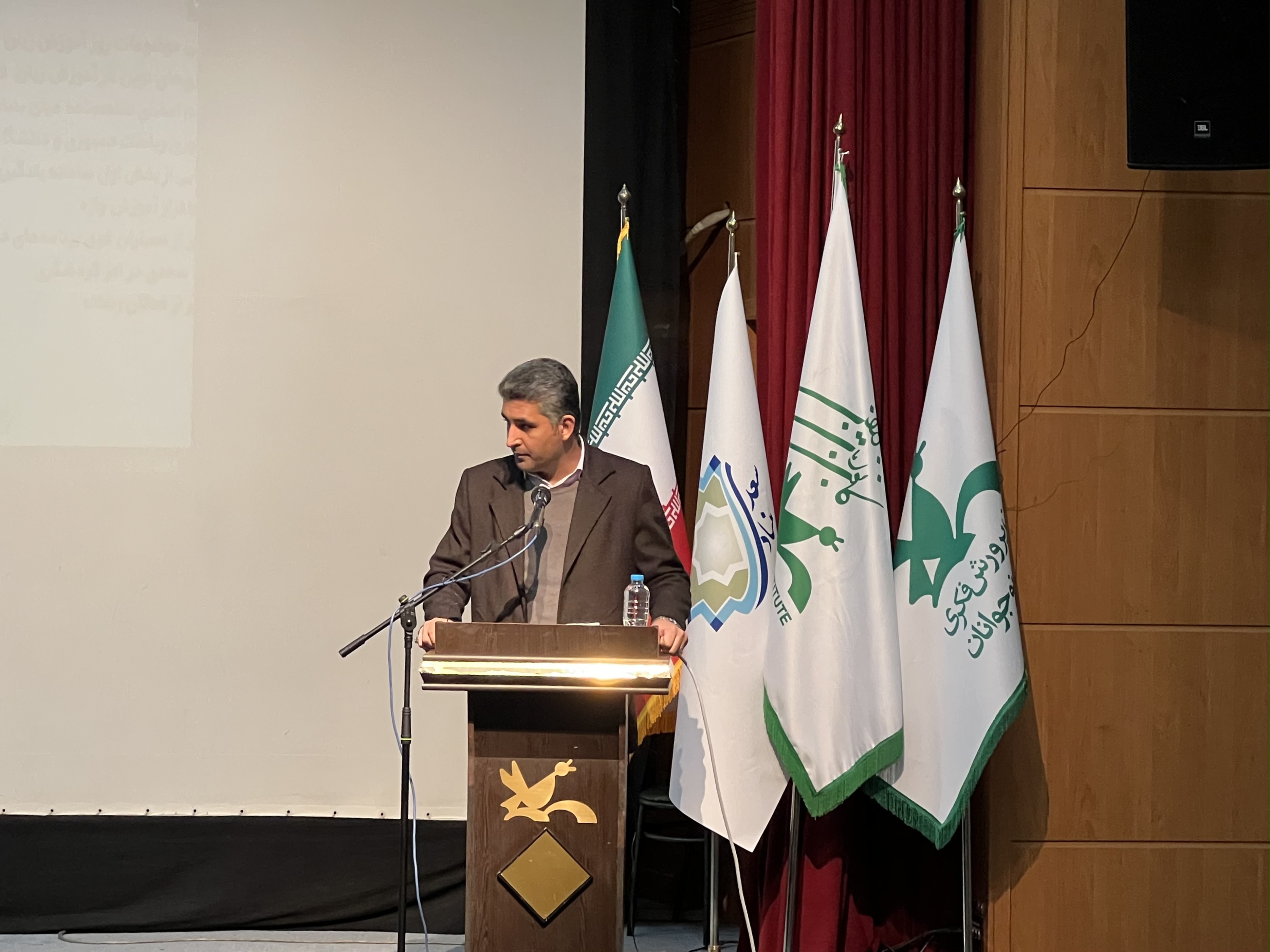 به زودی آزمون بین‌المللی&nbsp;زبان انگلیسی&nbsp;آیلتس را در کانون زبان ایران برگزار می‌کنیم