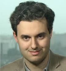 جنگ جهانی سوم نزدیک‌ تر از آن چیزی است که کسی جرات اعتراف کردن به آن را داشته باشد/ اکنون می بینیم که یک محور نظامی جدید در برابر چشمان مان در حال تشکیل است و ایالات متحده مانند یک نظاره گر درمانده به نظر می رسد