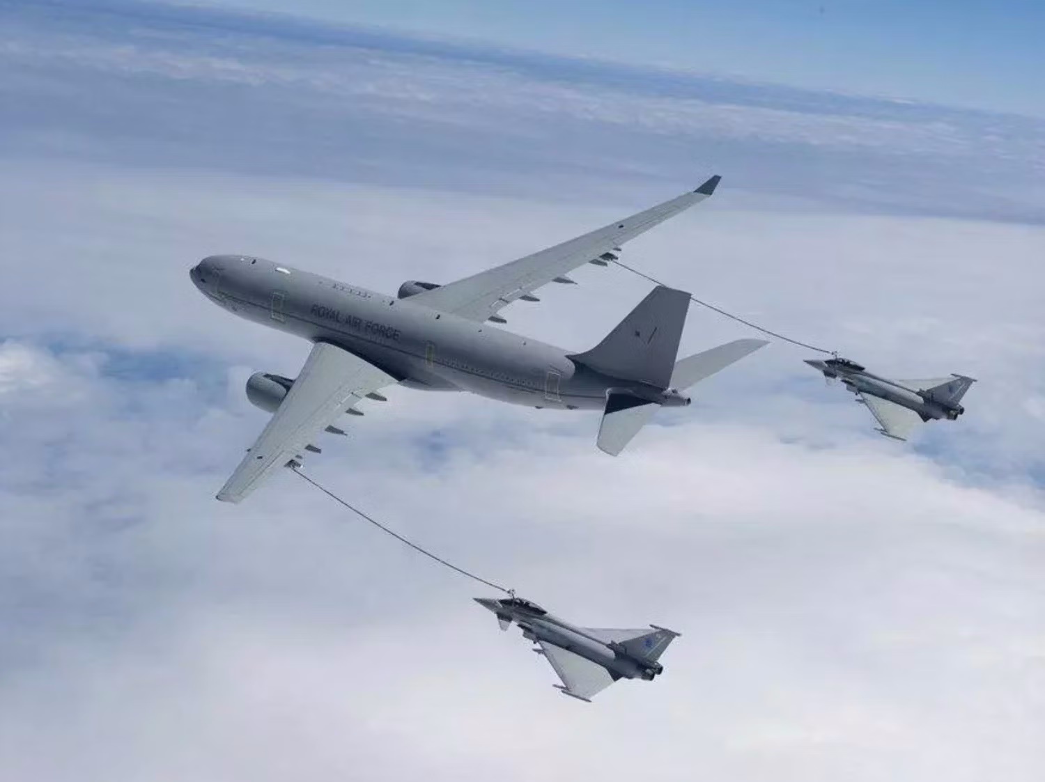 داستان عجیب لوگزامبورگ؛ دارنده مدرن‌ترین و کوچک‌ترین نیروی هوایی جهان در حال تکمیل