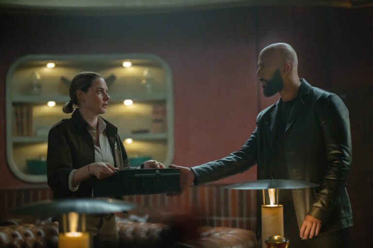 تشریح دنیای پساآخرالزمانی سریال «سیلو»؛ از پیشینه سیلوها تا دنیای مسموم خارج