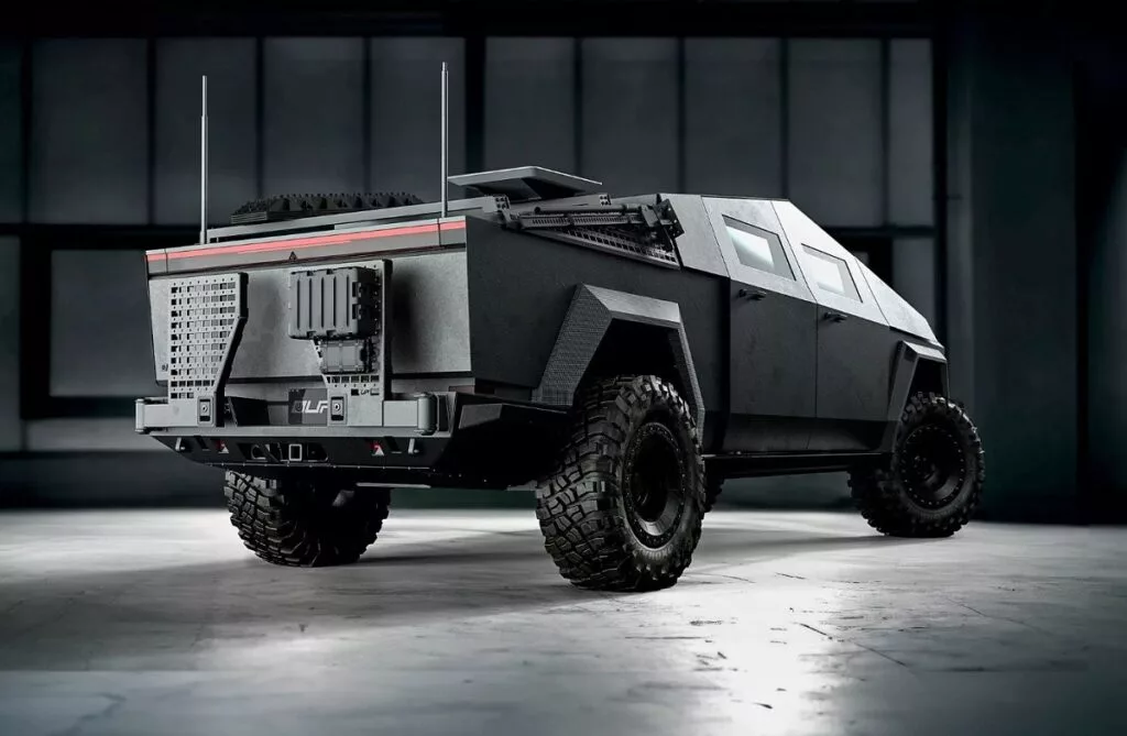 سایبرتراک نظامی تسلا با ژنراتور سوخت جت معرفی شد