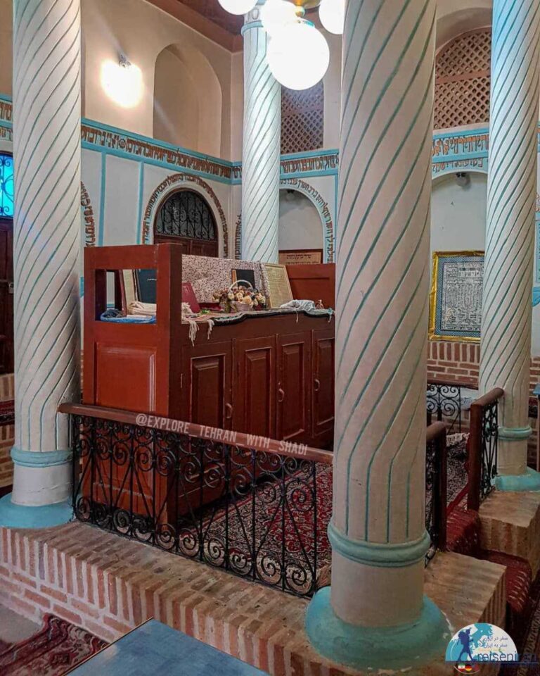 ساختمان خوشگلی در مرکز تهران که پناه‌گاه افغان‌ها شده