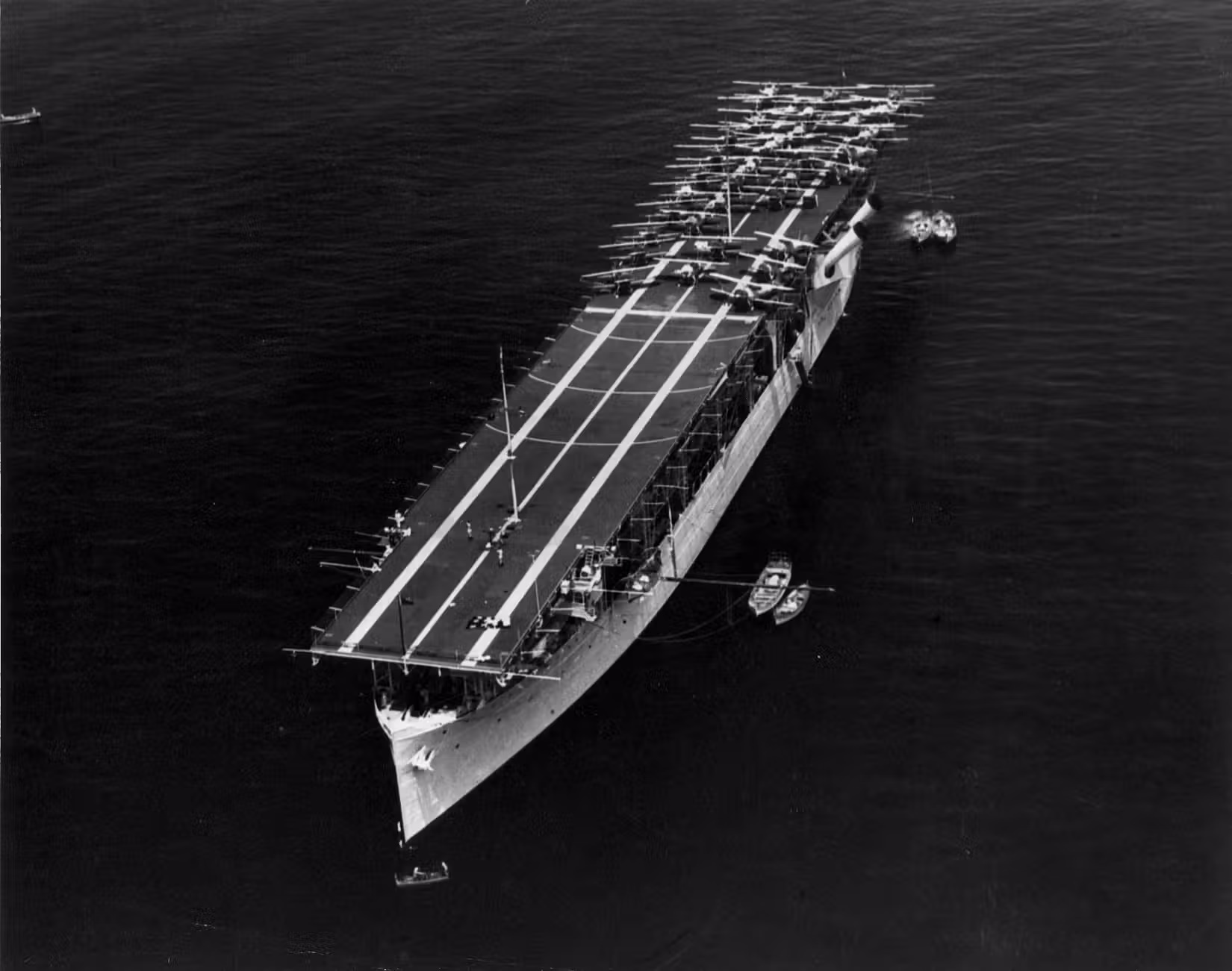 ۵ ناو هواپیمابر مهم و نمادین تاریخ نیروی دریایی ایالات متحده در حال تکمیل