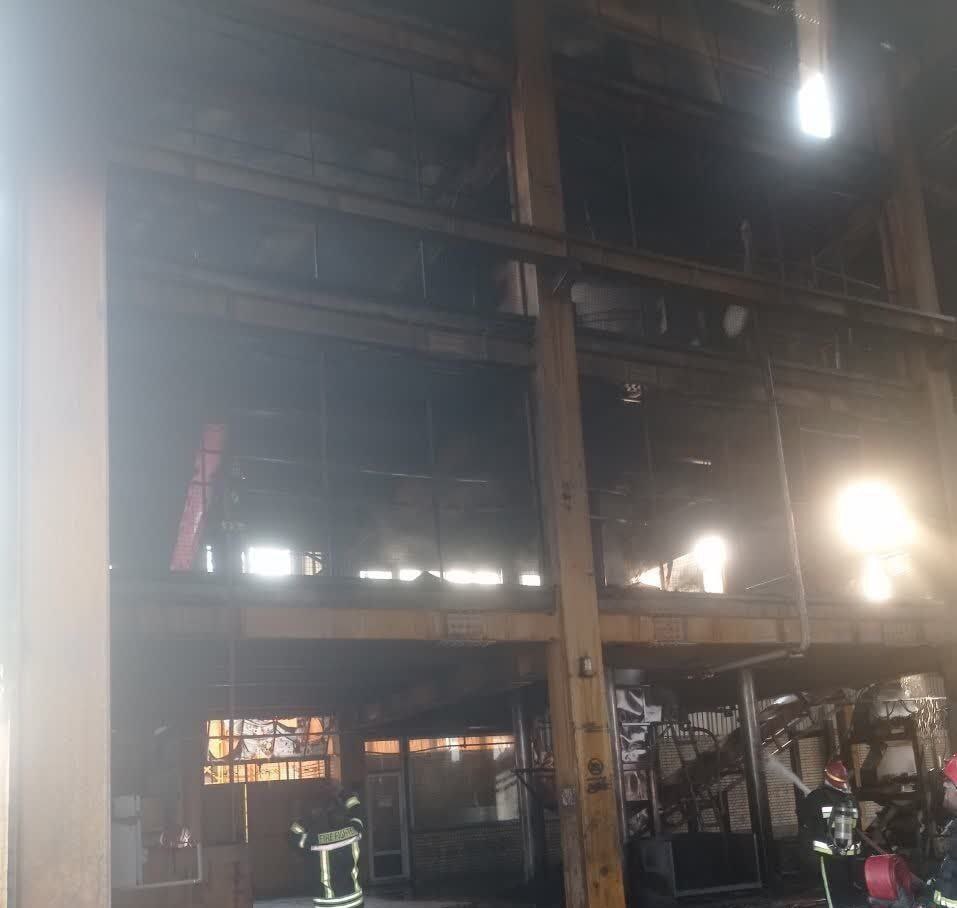 ۹ کشته و زخمی در پی آتش‌سوزی در شهرک صنعتی اصفهان