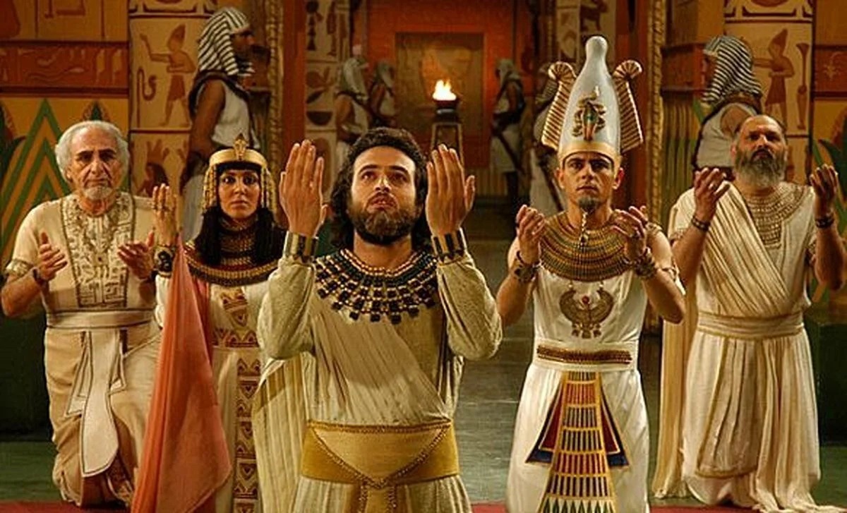 (تصاویر) بیوگرافی، عکس‌های شخصی و زندگی خصوصی لیلا بلوکات