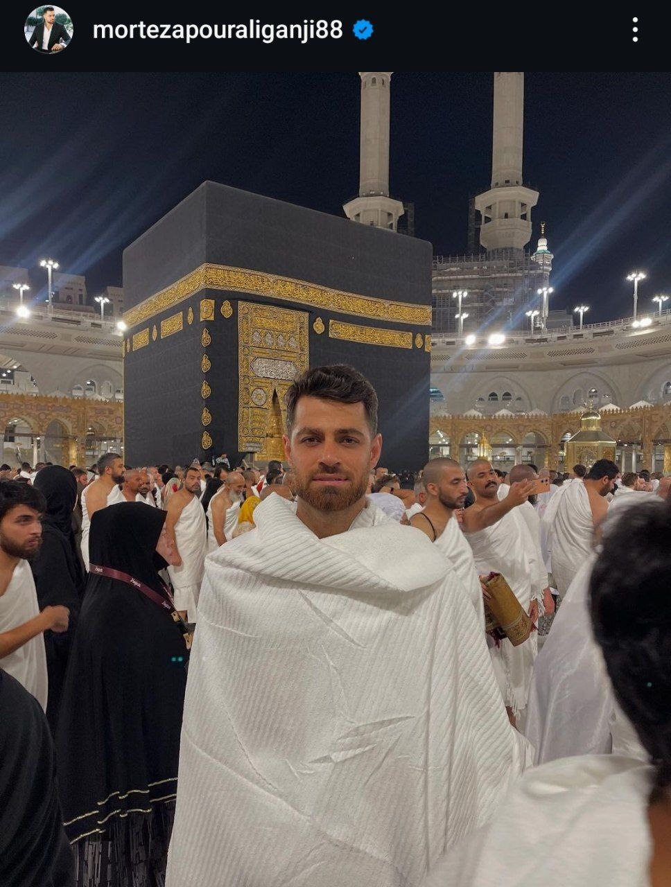 (عکس) مدافع پرسپولیس حاجی شد