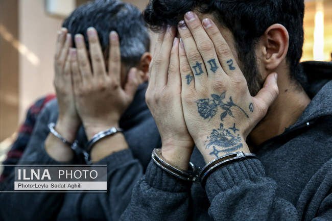 تصاویر خالکوبی عجیب چند سارق در تهران