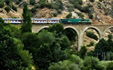 زیبایی خیره‌کننده ایستگاه راه‌آهن بیشه در لرستان (فیلم)