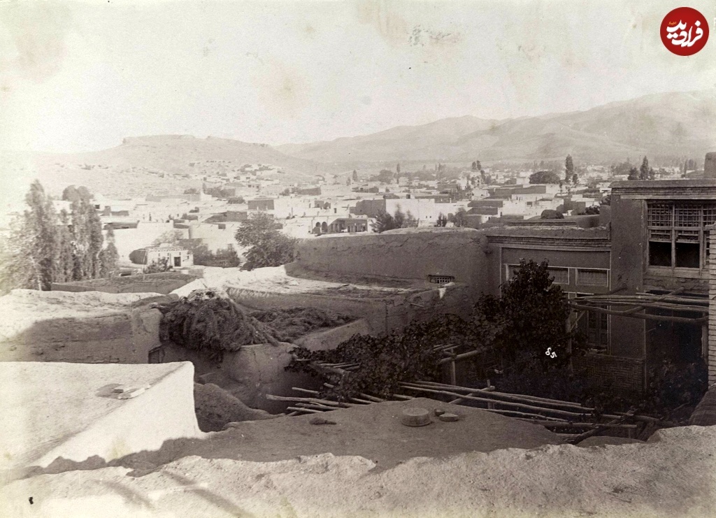 تصاویر؛ سفر به عصر قاجار؛ از «رقص در روستا» تا «اسکلۀ بندر انزلی»
