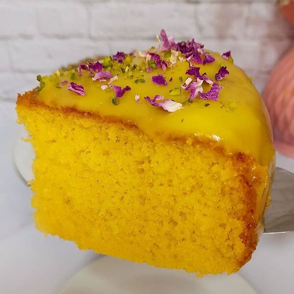 طرز تهیه کیک سوهان؛ معجونی از رنگ و طعم و مزه 